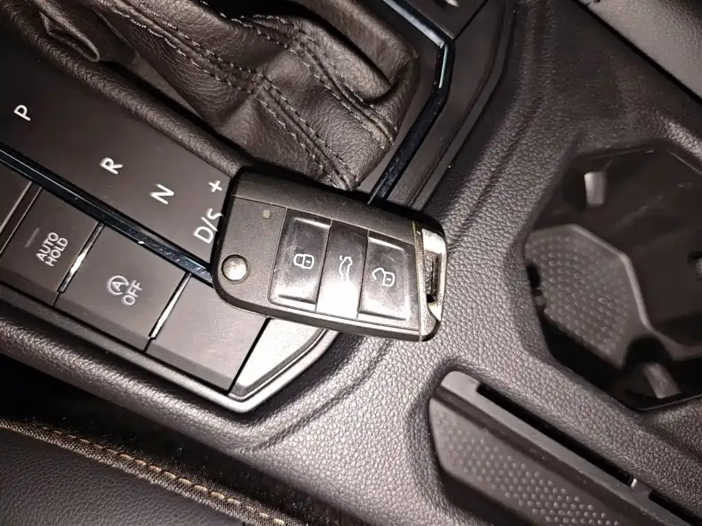 Volkswagen Lavida 2022 из CN, фото 7