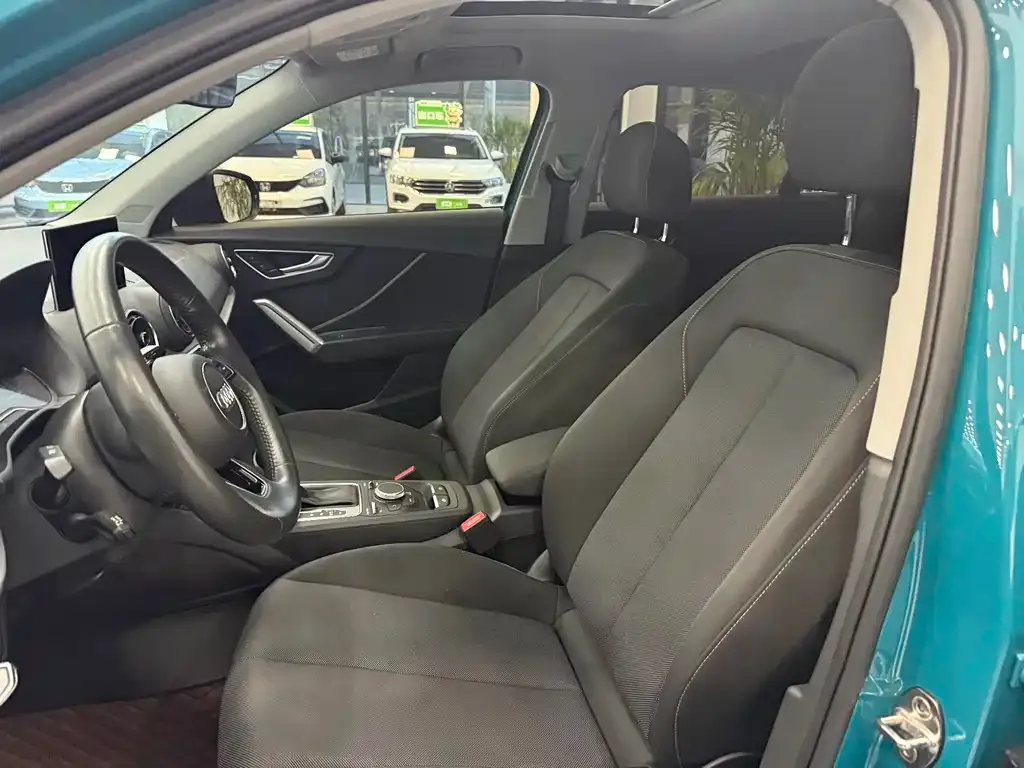 Audi Q2L 2021 из CN, фото 9