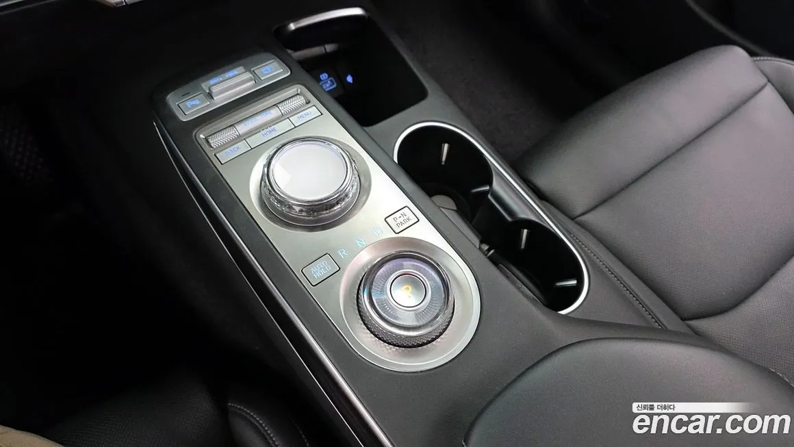 Genesis GV70 — фото 3