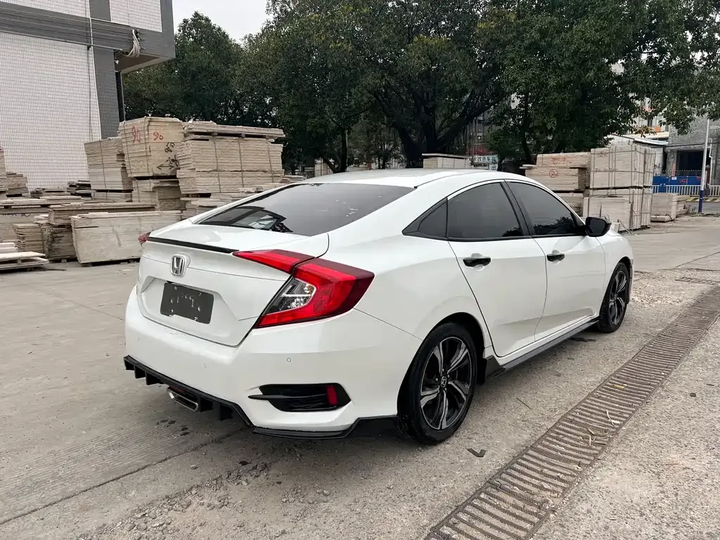 Honda Civic 2021 из CN, фото 8