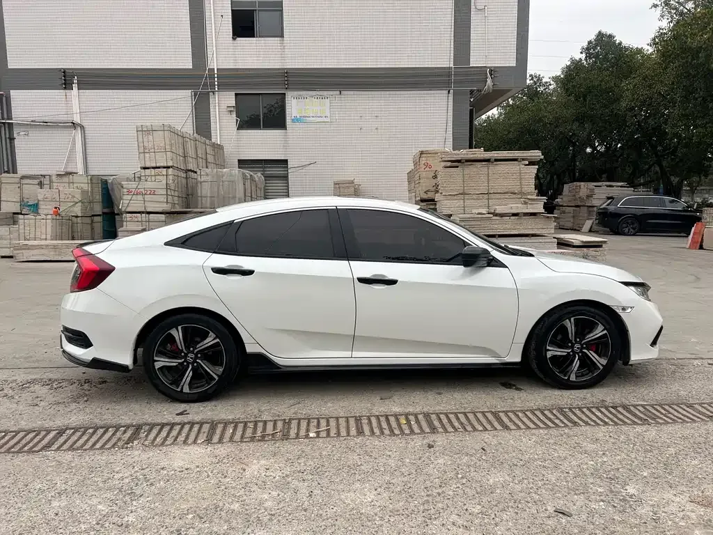 Honda Civic 2021 из CN, фото 9