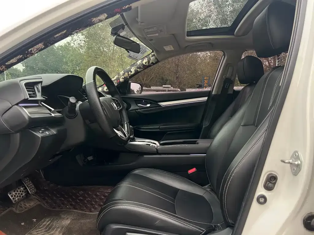 Honda Civic 2021 из CN, фото 5