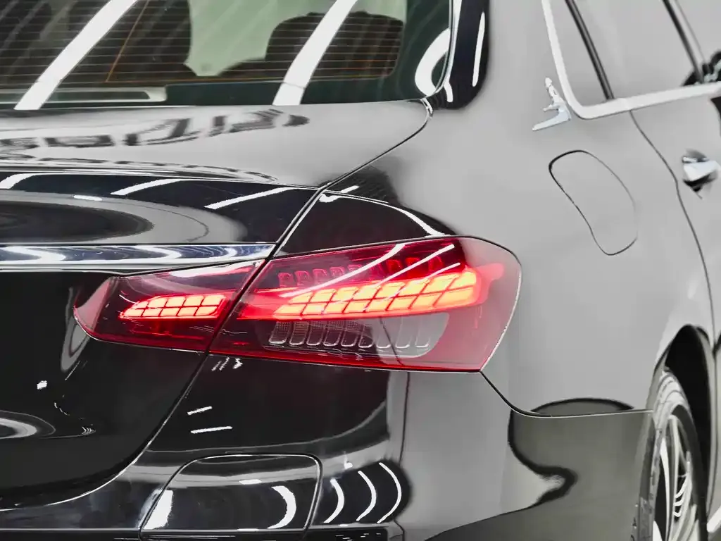 Mercedes-Benz E-Class New Energy — фото 7