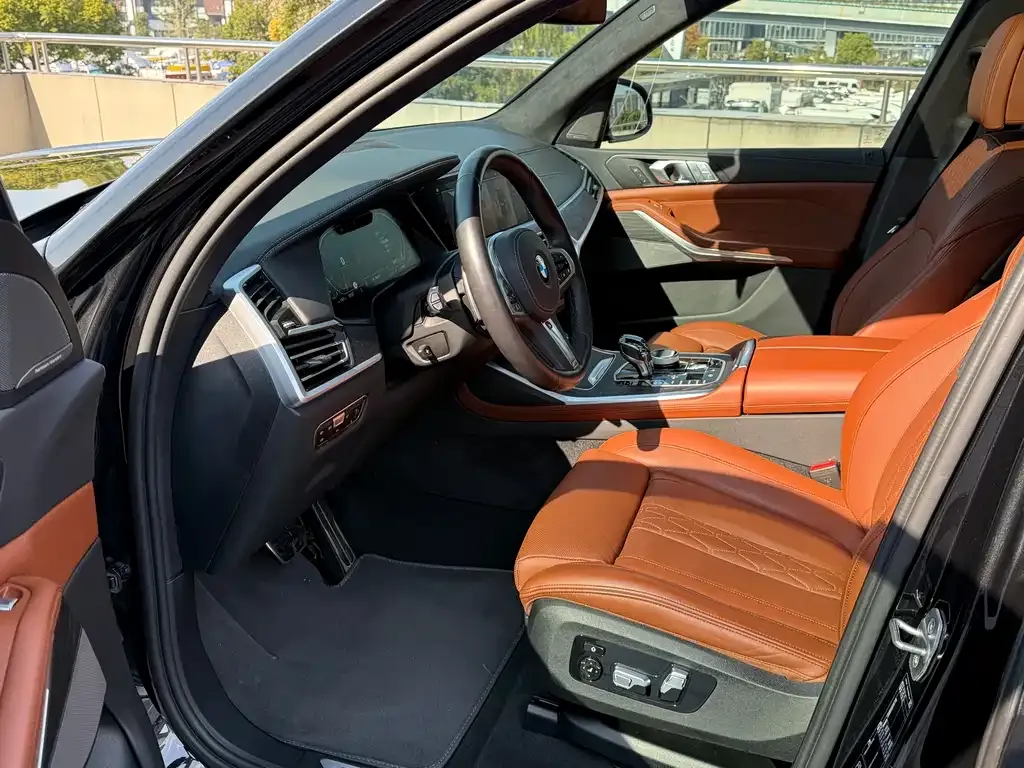 BMW X7 2022 из CN, фото 7