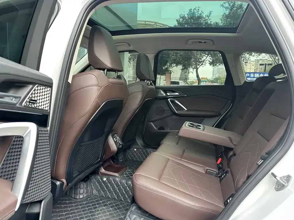 BMW X1 2024 из CN, фото 4