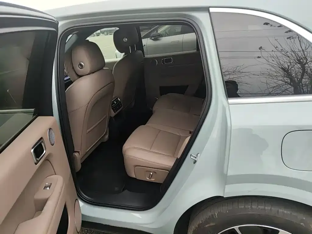 Li Auto L6 2025 из CN, фото 9