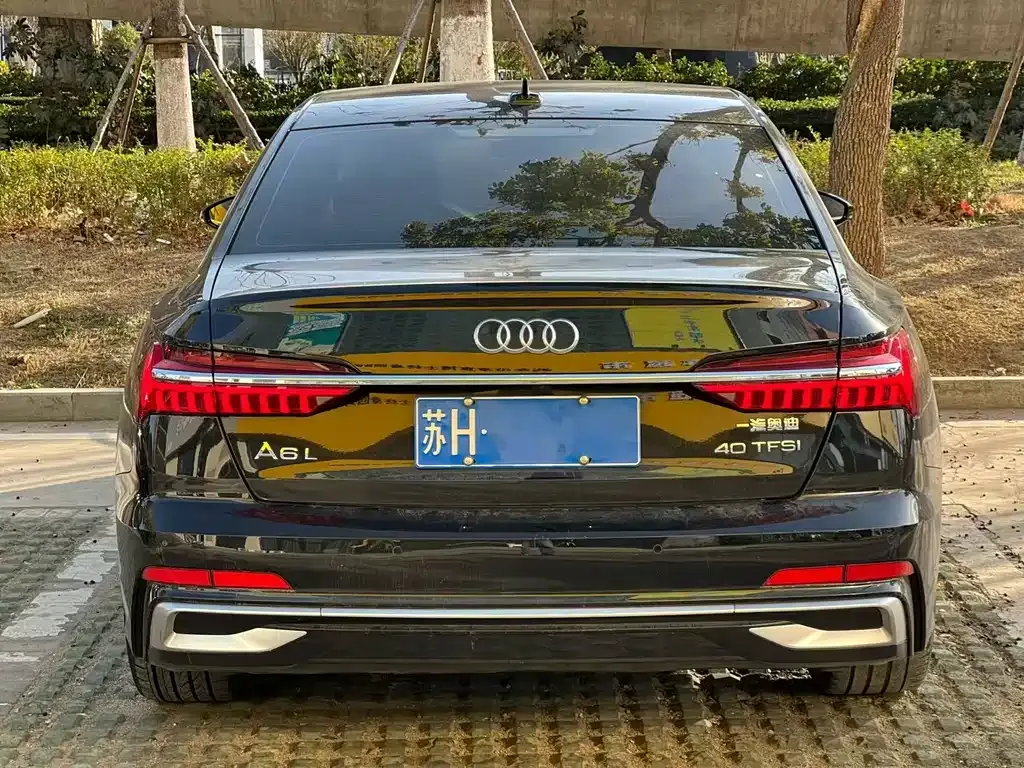 Audi A6L — фото 9