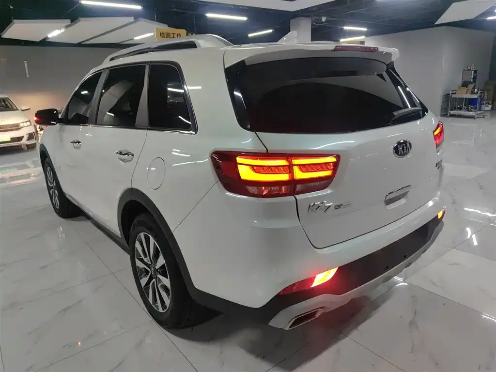 Kia KX7 2023 из CN, фото 3