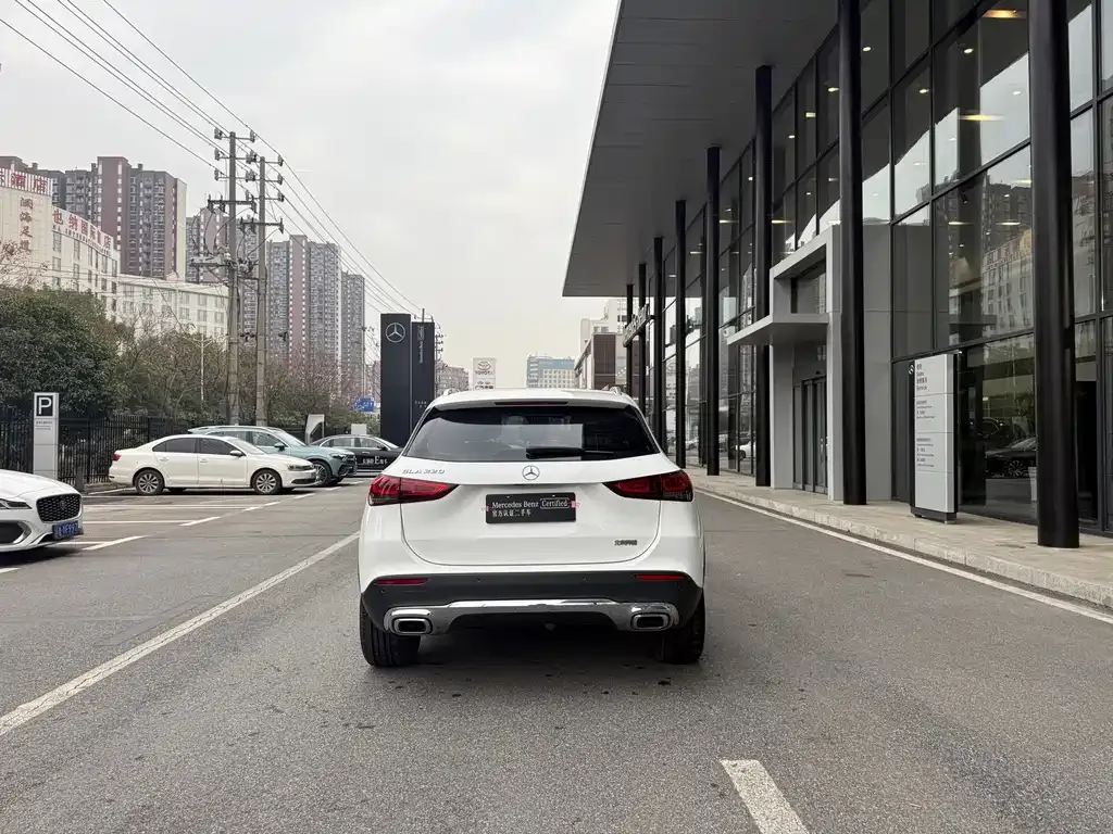 Mercedes-Benz GLA 2023 из CN, фото 4