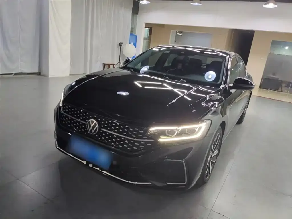 Volkswagen Passat 2022 из CN, фото 1