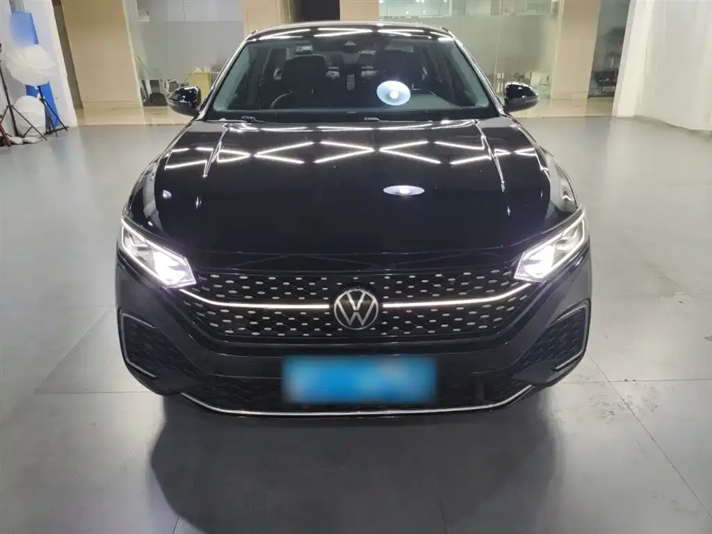 Volkswagen Passat 2022 из CN, фото 5