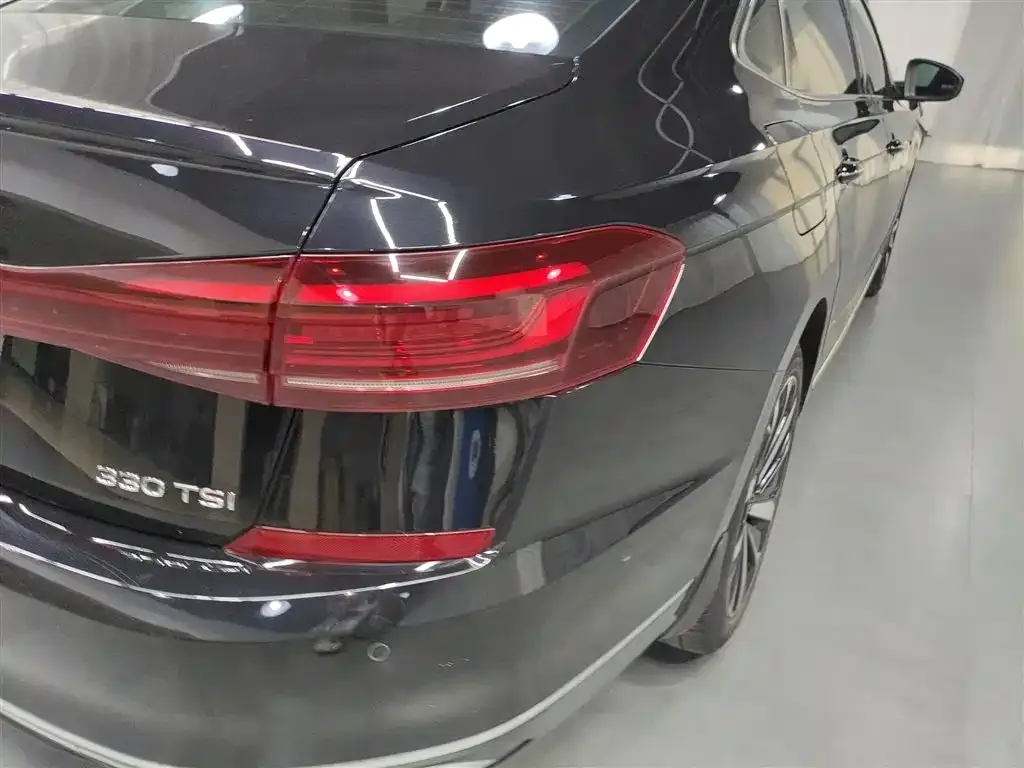 Volkswagen Passat 2022 из CN, фото 8