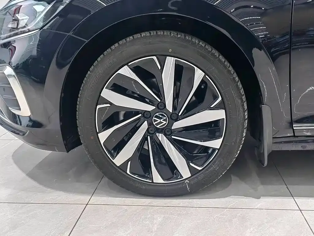Volkswagen Passat — фото 3