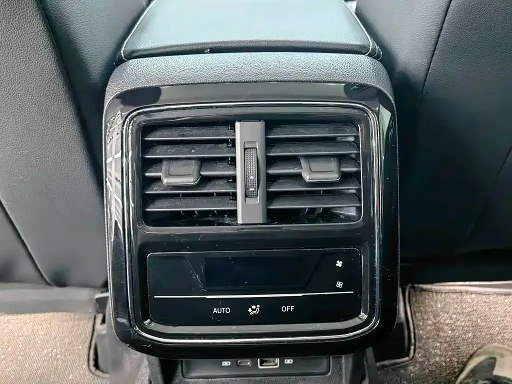 Volkswagen Passat — фото 4