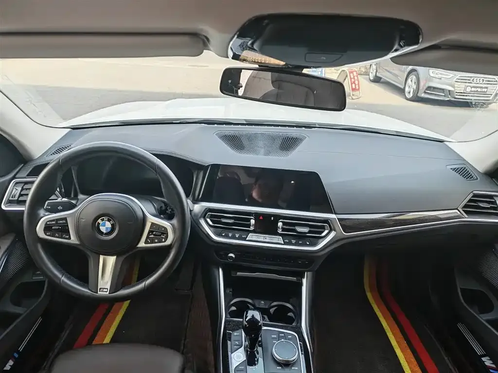 BMW 3 Series 2022 из CN, фото 6
