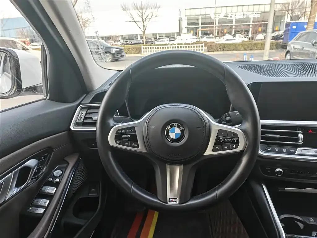 BMW 3 Series 2022 из CN, фото 3
