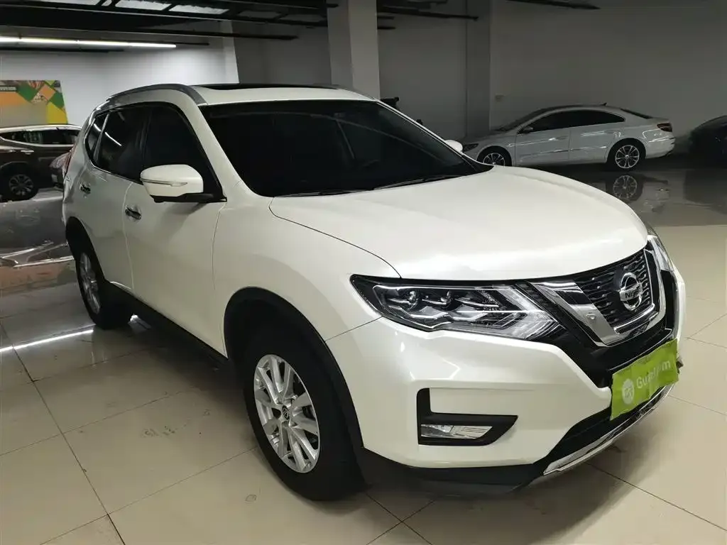 Nissan X-Trail — фото 7