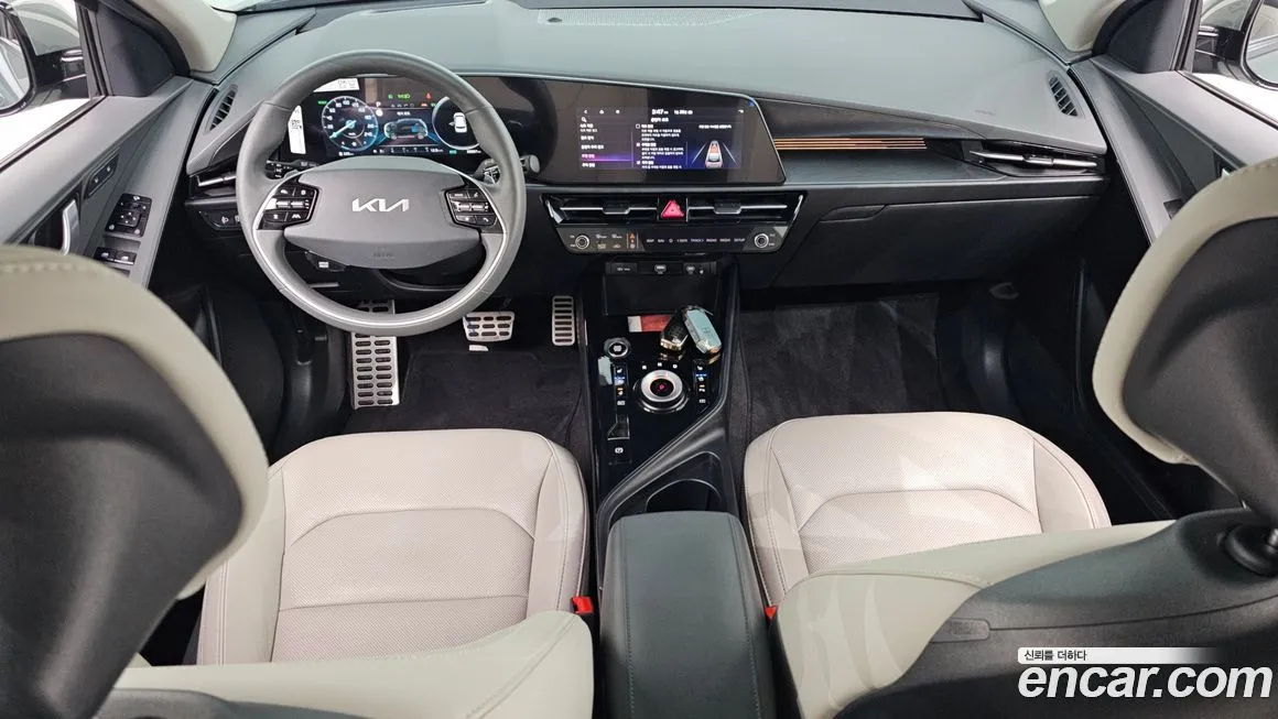 Kia Niro — фото 10