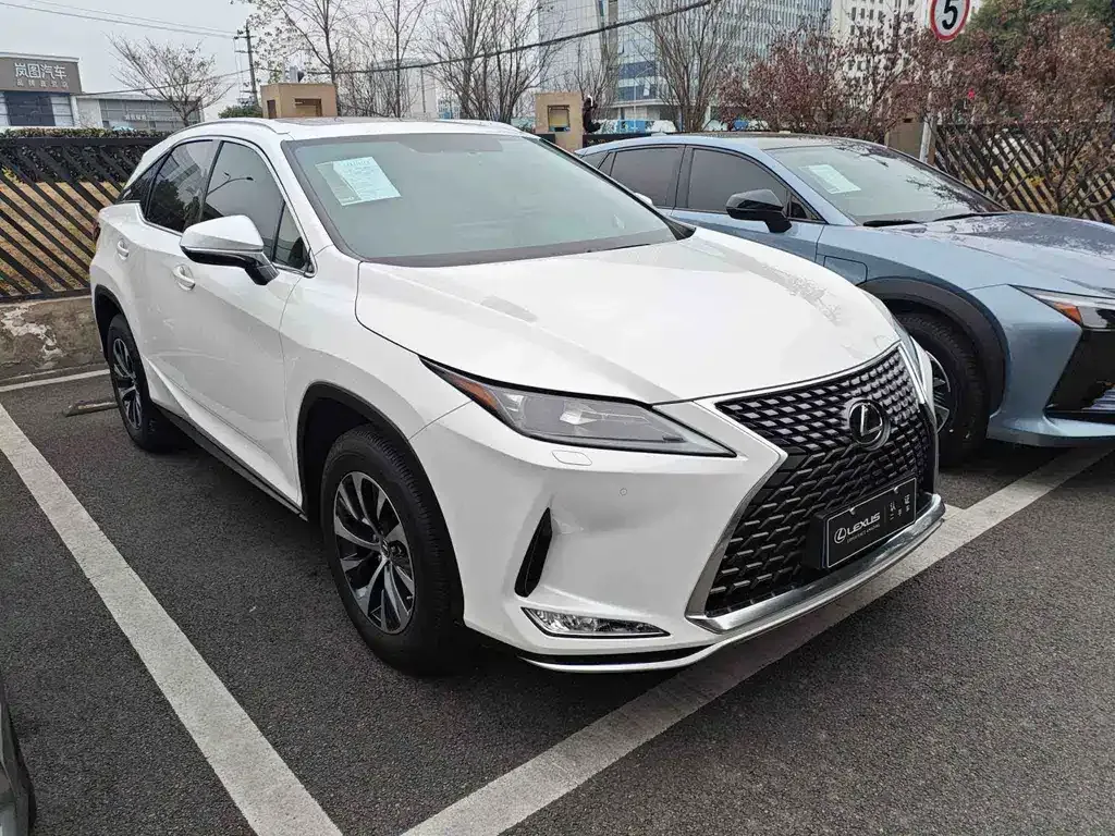 Lexus RX — фото 4