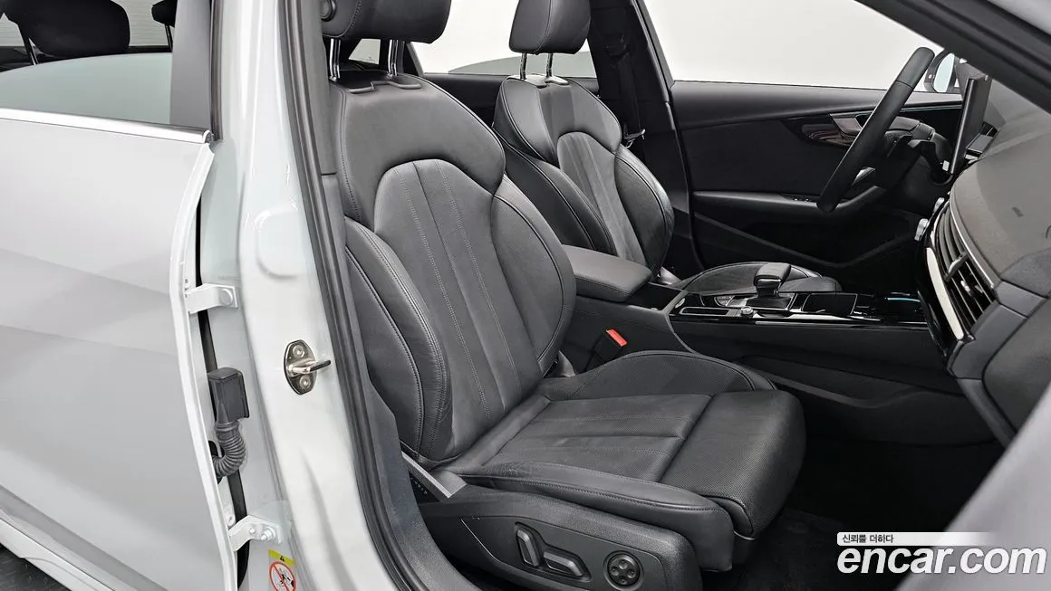 Audi A4 2021 из KR, фото 4