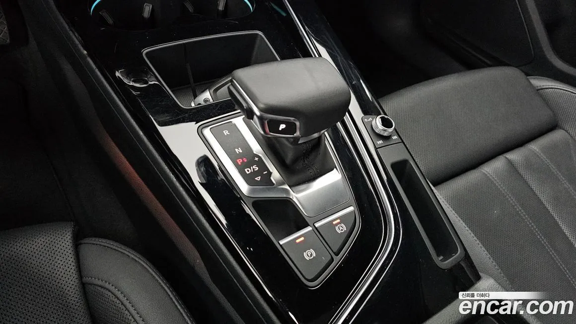 Audi A4 2021 из KR, фото 10