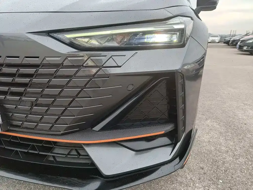 Changan UNI-V 2022 из CN, фото 3