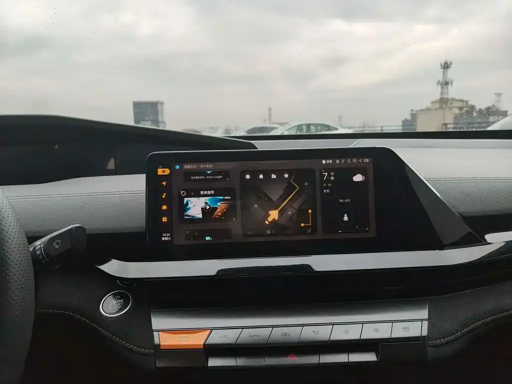 Changan UNI-V 2022 из CN, фото 2