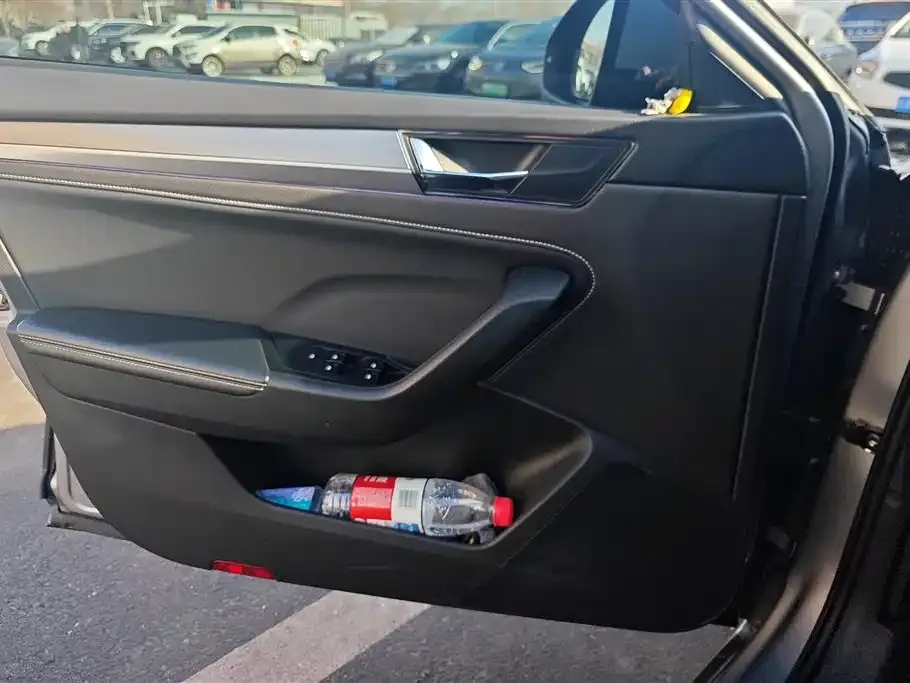 Skoda Superb — фото 3