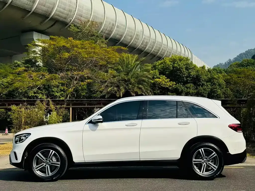 Mercedes-Benz GLC — фото 9