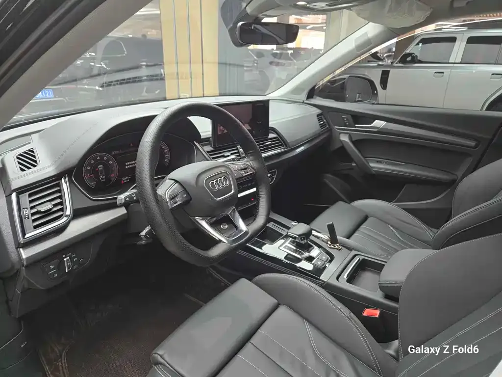 Audi Q5L 2023 из CN, фото 9