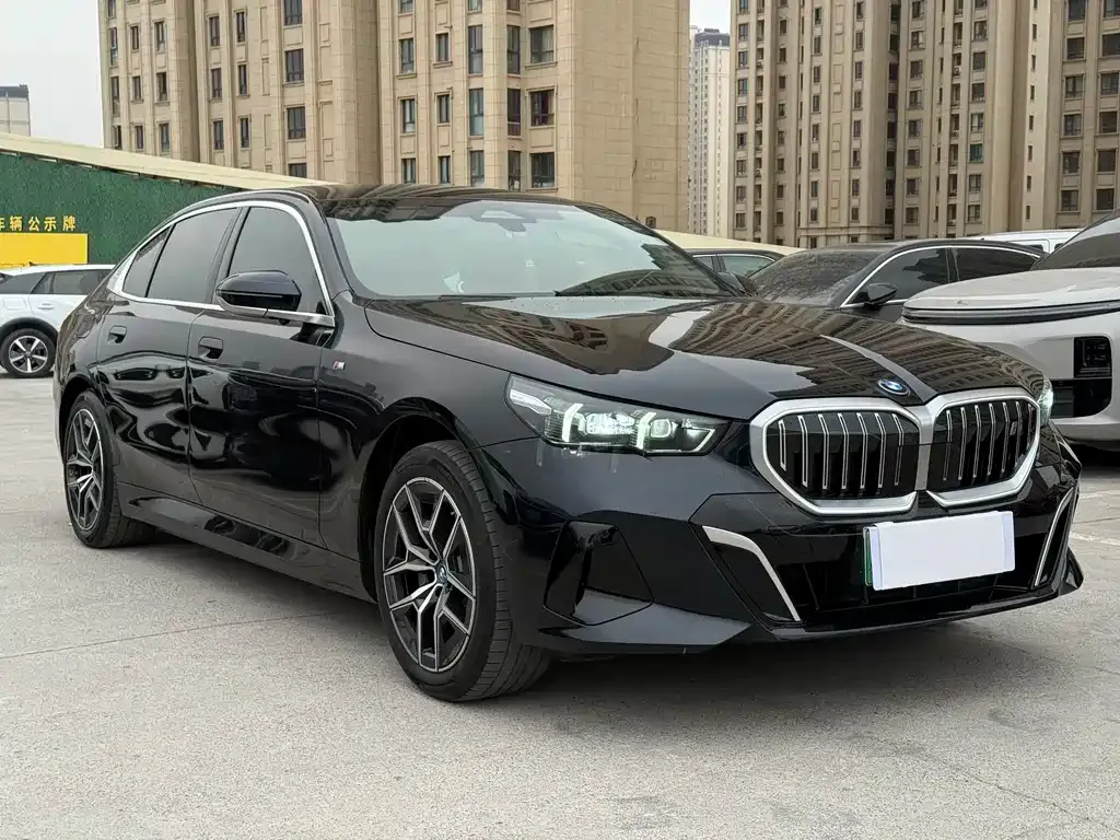 BMW i5 2025 из CN, фото 9