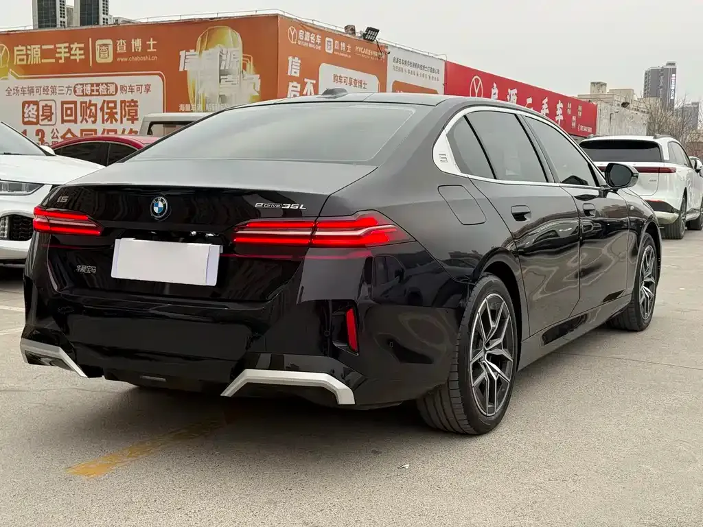 BMW i5 2025 из CN, фото 10