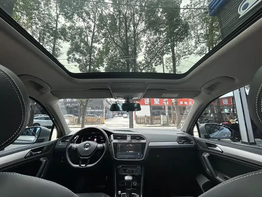 Volkswagen Tiguan L 2021 из CN, фото 7