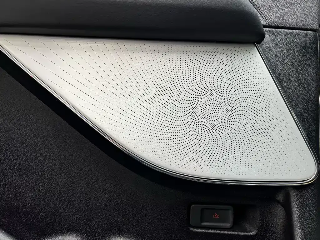 Lincoln Aviator — фото 8