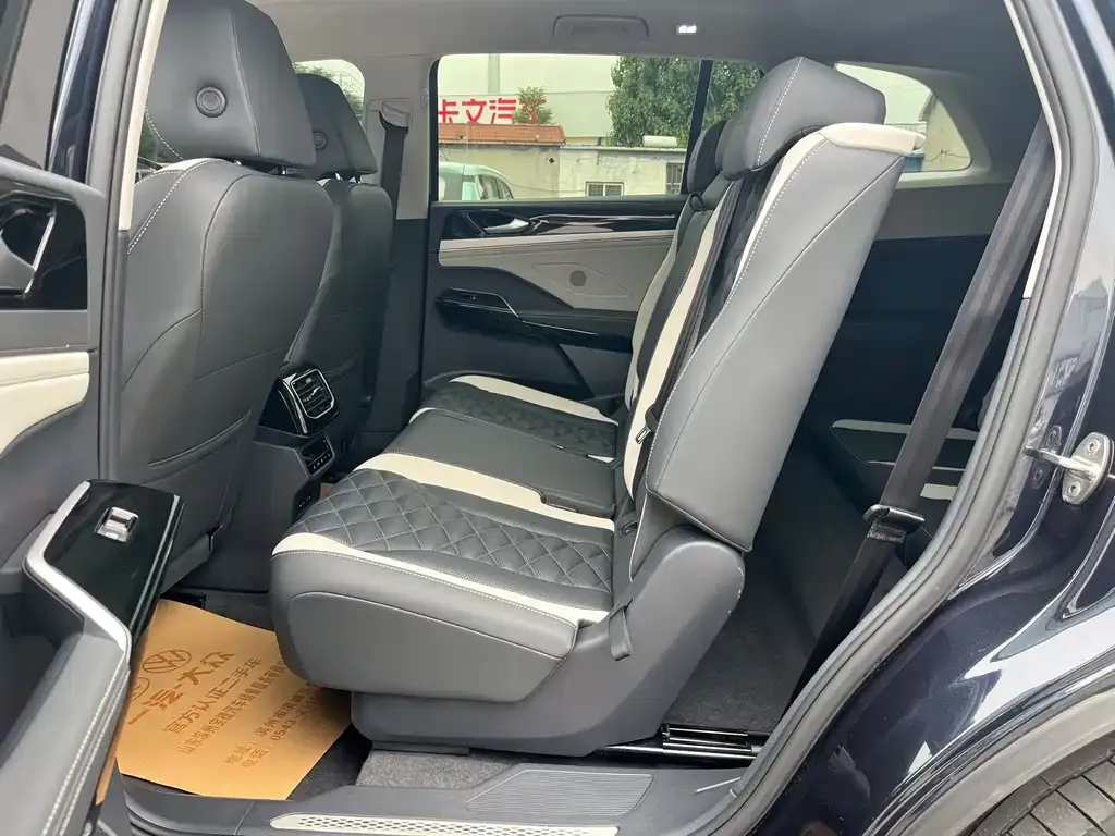 Volkswagen ID.6 Crozz 2024 из CN, фото 2