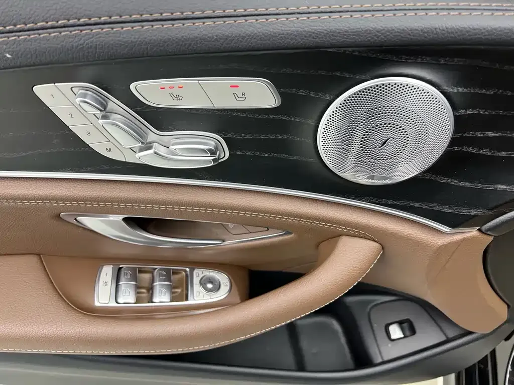 Mercedes-Benz E-Class 2021 из CN, фото 3