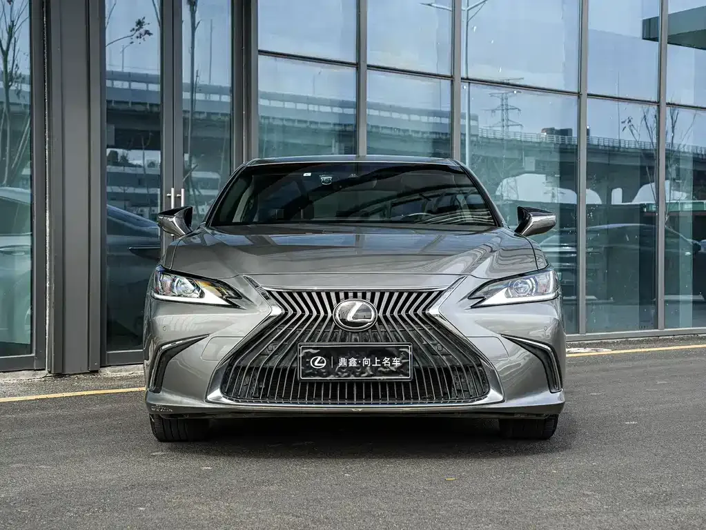 Lexus ES 2021 из CN, фото 3