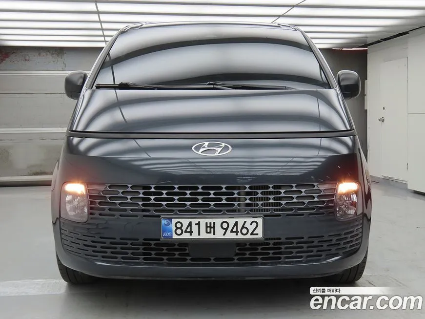Hyundai Staria — фото 3