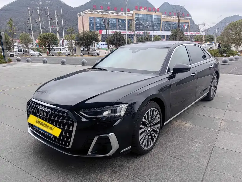 Audi A8 2023 из CN, фото 1