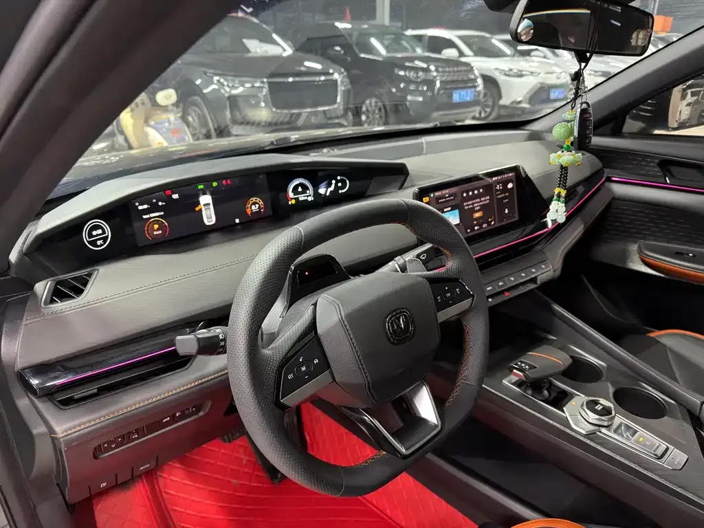 Changan UNI-V 2024 из CN, фото 4