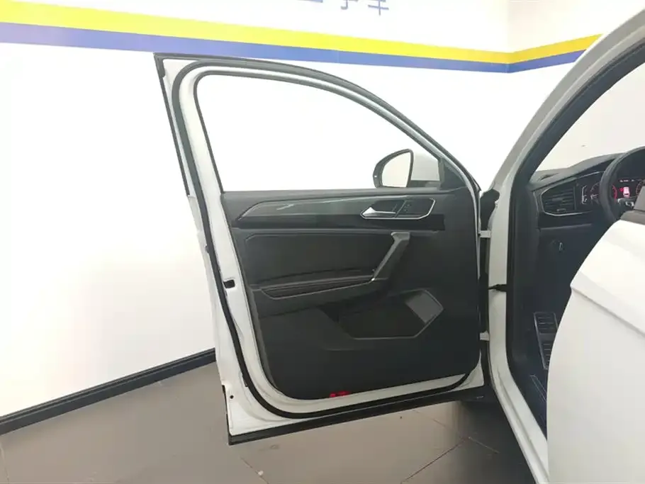 Volkswagen Tayron 2021 из CN, фото 6