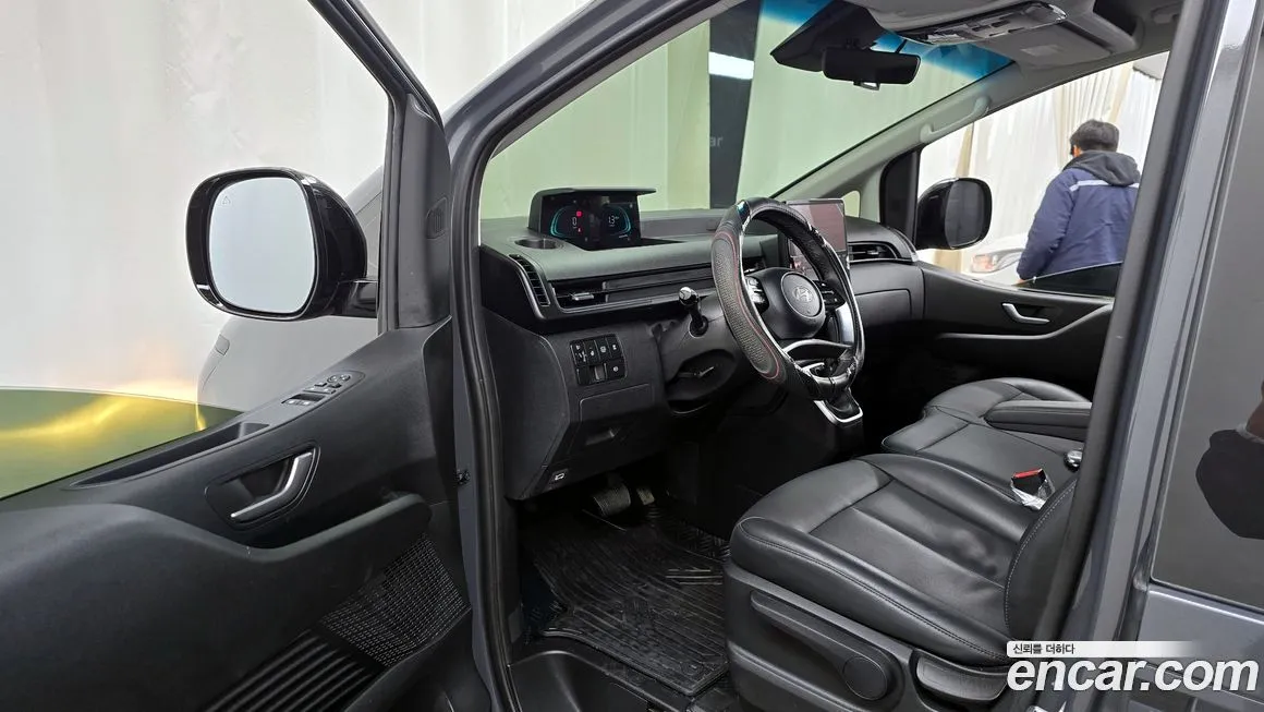 Hyundai Staria 2025 из KR, фото 3