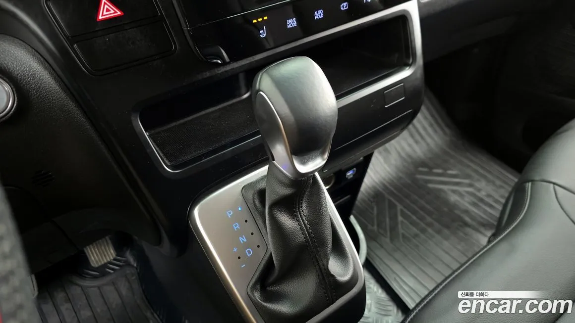 Hyundai Staria 2025 из KR, фото 10