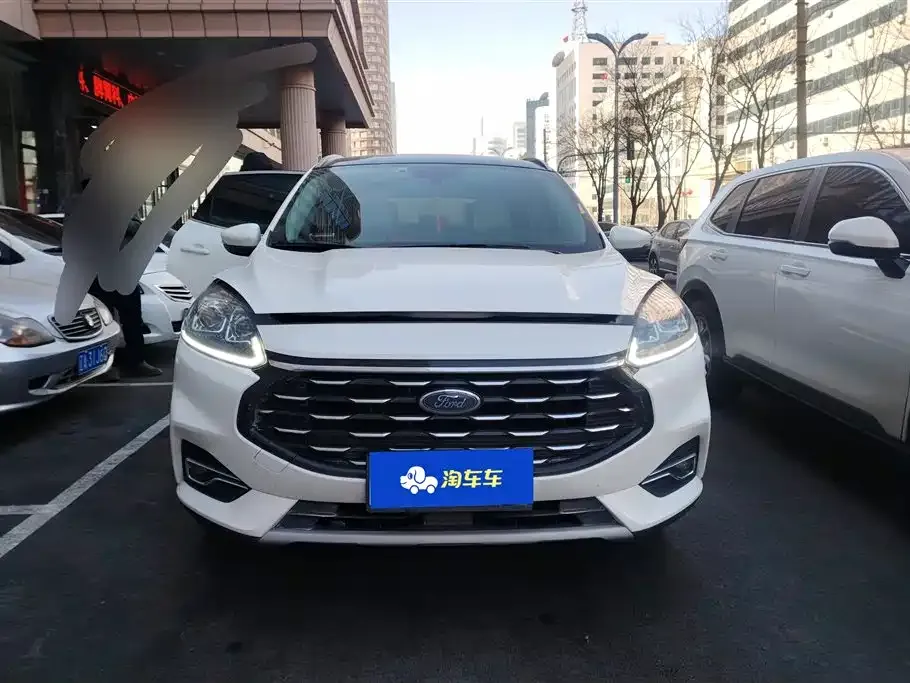 Ford Escape 2023 из CN, фото 6