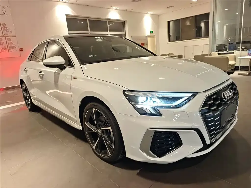 Audi A3 2021 из CN, фото 8