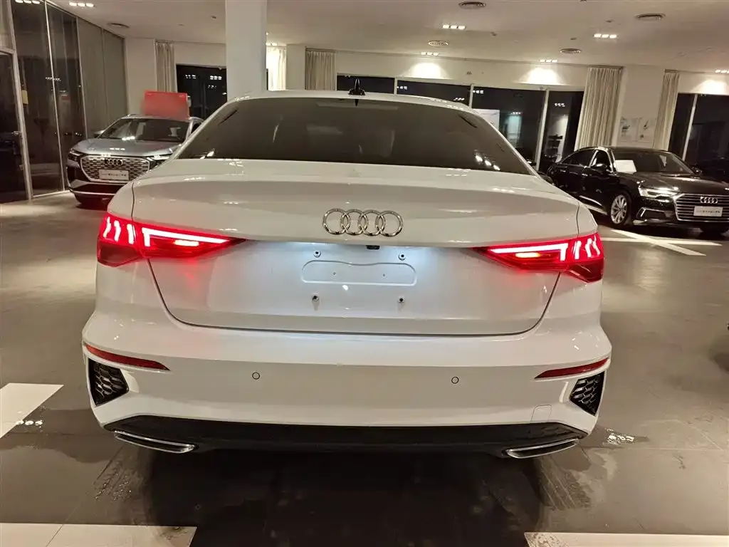 Audi A3 2021 из CN, фото 2