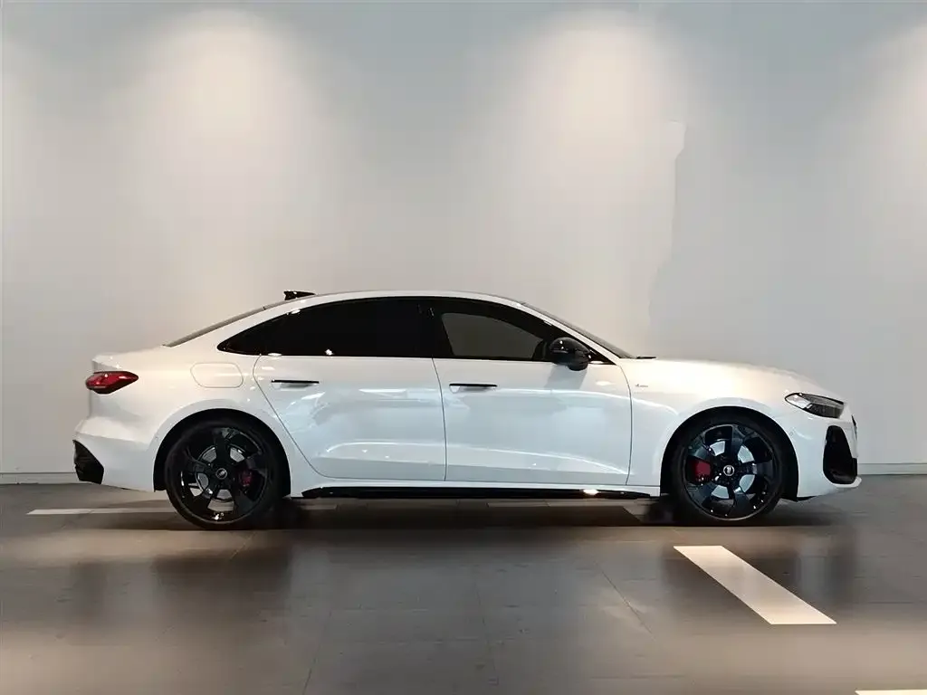 Audi A5L 2026 из CN, фото 5