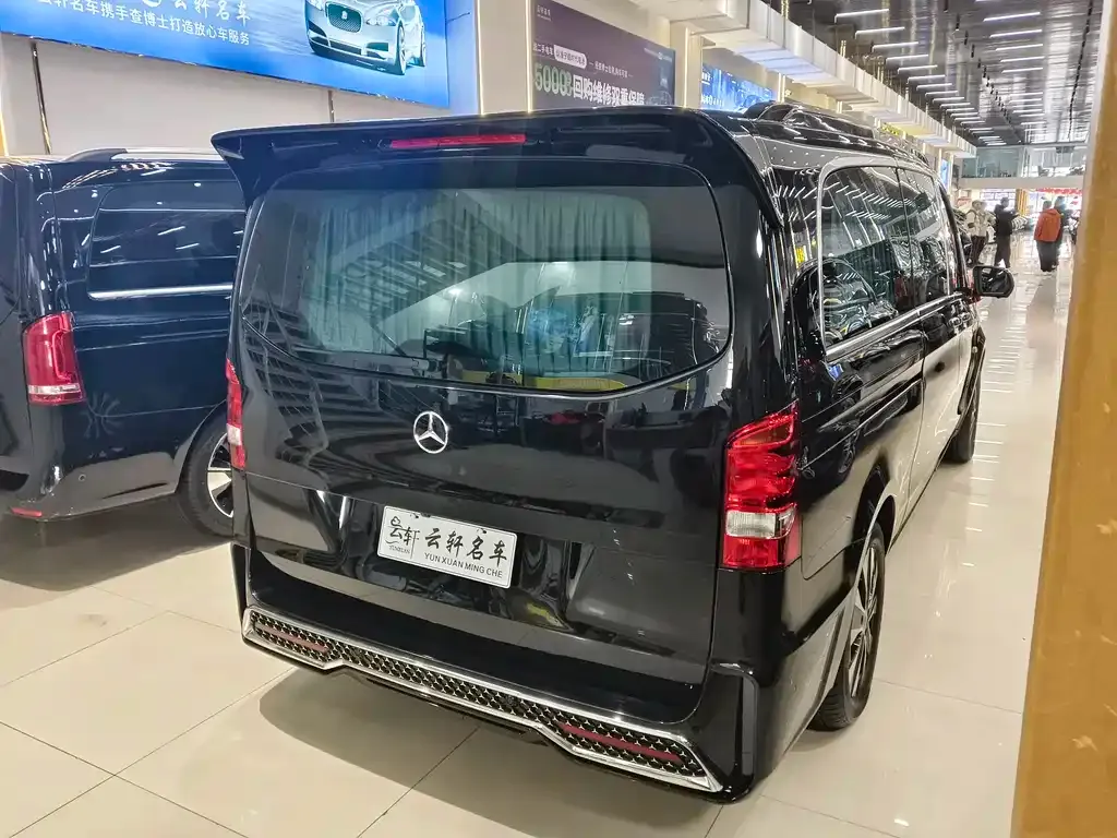 Mercedes-Benz Vito — фото 10