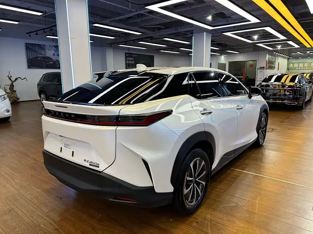 Lexus RZ 2024 из CN, фото 10