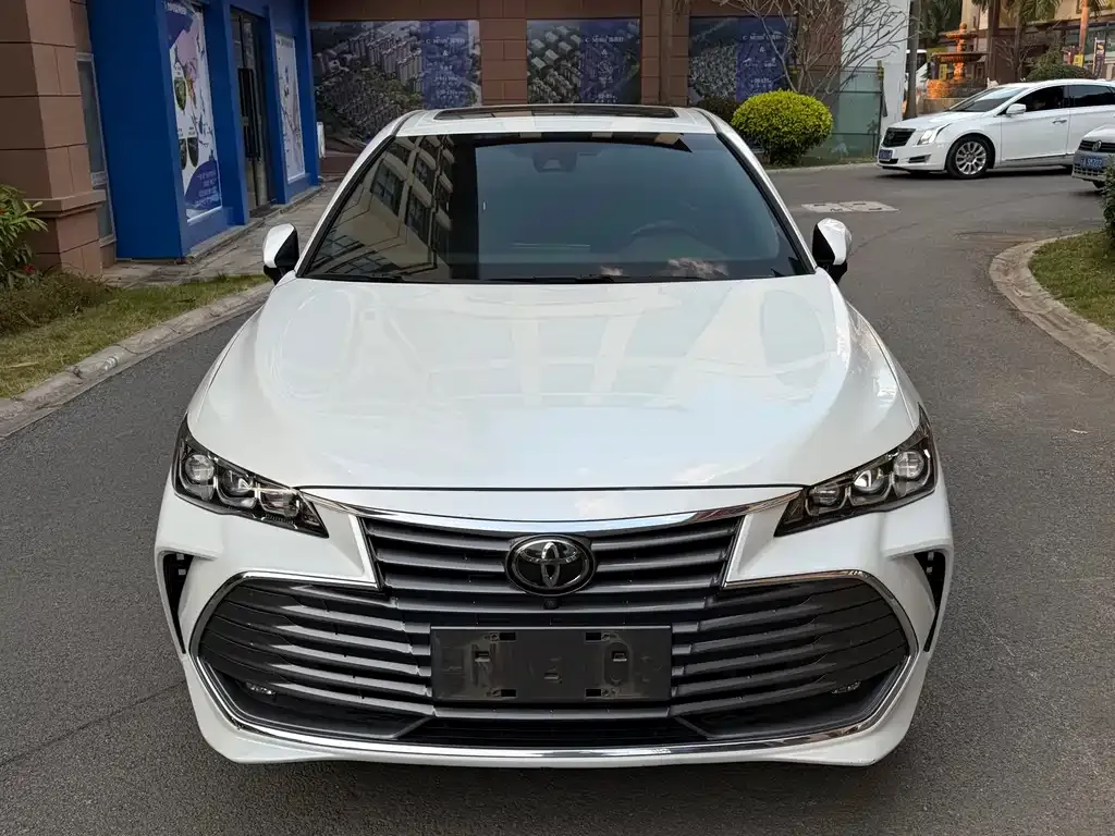 Toyota Avalon 2021 из CN, фото 5